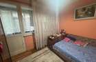 Apartament cu 3 camere semidecomandat în Micro 16 - 4