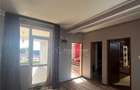 Casă cu 5 camere cu Teren 2000 Mp în Galați - 18