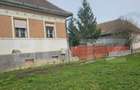 Casă cu 3 camere cu Teren 2766 Mp în Reghin - 1