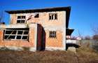 Casă cu 10 camere cu Teren 1000 Mp în Brănești - 2