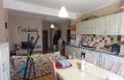 Inchiriez apartament 3 camere - 4