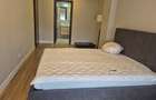 Apartament cu 3 camere decomandat în Sisești - 10