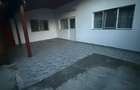 Casă cu 4 camere în Central - 1