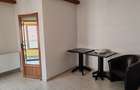 Spațiu comercial, de 600 mp, în Central - 48