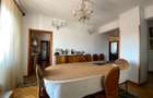 Apartament cu 4 camere decomandat în Capitale - 1