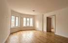 Casa Parter + 1 Etaj/6 camere + curte mare/Com.Berceni /COMISION 0% - 3