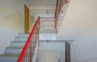 Apartament cu 3 camere decomandat în Tractorul - 20