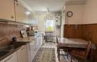 Apartament cu 3 camere decomandat în Tractorul - 3