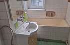 Apartament 2 camere decomandat zona banca - 2