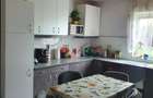 Casă cu 4 camere cu Teren 400 Mp în Central - 2