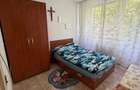 Apartament cu 3 camere decomandat în Berceni - 2