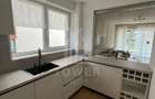 Apartament cu 3 camere decomandat în Cristian - 4