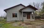 Casa de vanzare cu tot cu teren - 5