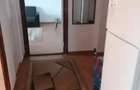 Apartament cu 2 camere decomandat în Km 4 - 10