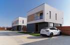 Casă individuală cu 4 camere cu Canalizare în Exterior Est - 5