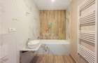 Apartament cu 3 camere decomandat în Tractorul - 15