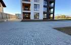 Apartament cu 3 camere decomandat în Exterior Est - 1
