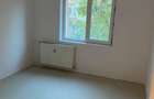 Apartament cu 3 camere decomandat în Tei - 2
