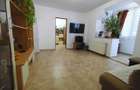 Apartament cu 2 camere bucatarie inchisa si balcon in zona Hipodrom 2 - 7