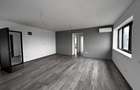 Apartament cu 3 camere semidecomandat în Central - 11