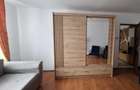 Vand aprtament cu 2 camere, decomandat, zona foarte buna - 6