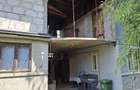 Vand casa parter si etaj, teren aferent aprox. 2300 mp