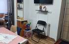 de vanzare apt. 2camere complect mobilat cu incalzire pe gaz(centrala )si casuta de vacanta cu dota - 2