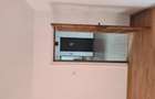 Inchiriez apartament doua camere, Precista