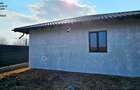 Casa la rosu si teren 615 mp, intr-un cartier de vile, Dumbrava Rosie - 2
