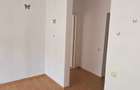 Inchiriez apartament - 3