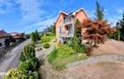 Casa singur in curte - Mures - Livezeni - Orizont