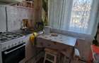 Apartament cu 3 camere semidecomandat în Brad - 3