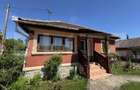 Casa plan parter cu 4 camere, 160 mp si 13000 mp teren, zona - 6