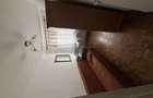 Inchiriez apartament 4 camere la pre? de 2 camere in Constan?a