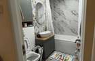 Vand apartament patru camere,Mioveni , renovat de la placa,liber - 2