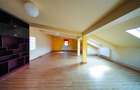 CASĂ CU TEREN 262 MP ȘI SPAȚIU COMERCIAL – SECTOR 4, BUCUREȘTI - 17