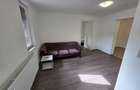 Apartament de 3 camere, semidecomandat, 72 mp., zona Garii - 1