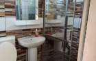 Inchiriez casa cu curte si gradina 3 dormitoare cu terase, living, bucatarie, 2 bai, 160mp, gradina 600mp, fara agentii