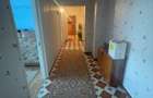 Apartament cu 3 camere decomandat, etajul 3/8, zona Cug