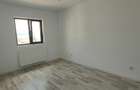 Ap 2 Cam Intabulat Capat Cug Lunca Cetatuii Decomandat-75,000 Eur - 1