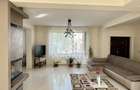 Vila moderna cu 6 camere si 2 garaje, teren 750 mp, Dumbr... - 2