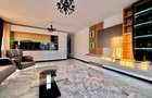 Vand apartament 3 camere