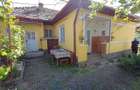 Casa cu 2 camere centrala / str. Liliacului - 12