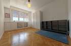 Apartament cu 4 camere semidecomandat în P-ța Sfinții Voievozi - 15