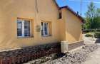 Casa de vânzare în Mehadia, ușor negociabil ! - 3