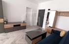 Apartament cu 3 camere semidecomandat în Central - 2