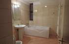 Casă individuală cu 5 camere cu Canalizare în Apărătorii Patriei - 6