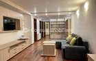 Apartament cu 4 camere semidecomandat în Central - 1