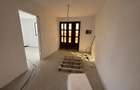 Casa individuala , 4 camere, garaj, terasa curte 500 mp, Sura Mare