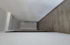 Proprietar, vand apartament de 2 camere.